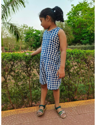 Triangle pattern Straight Frock Blue White