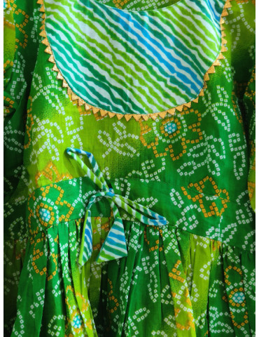 Flared kurta with salwar (Green Bandhani Lehariya Gotapati lace work)