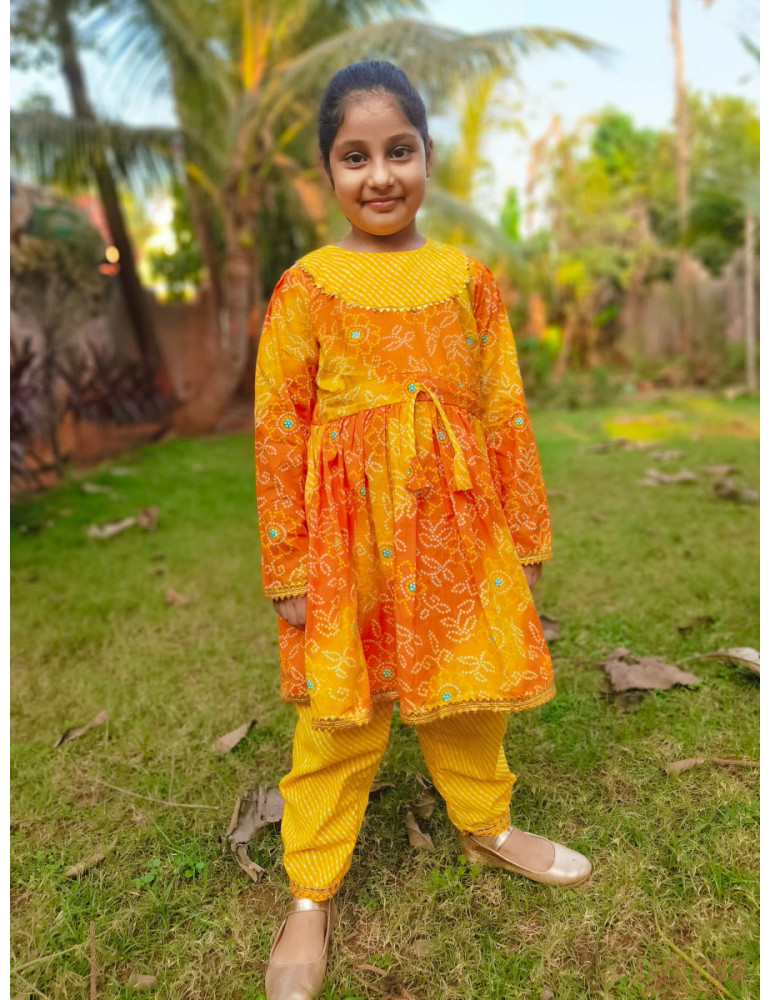 Flared kurta with salwar (Orange Yellow Bandhani Lehariya Gotapati lace work)