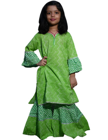 Gharara kurta with salwar (Green Leheria Print)