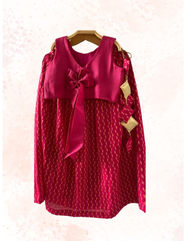 Girls Pink Lehenga Choli (Set of 2)