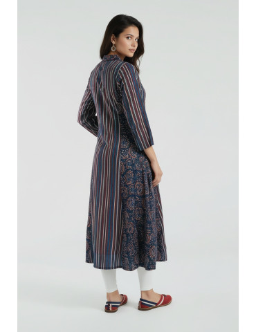 Women Navy Blue Cotton Ajrakh Hand Block Kurta