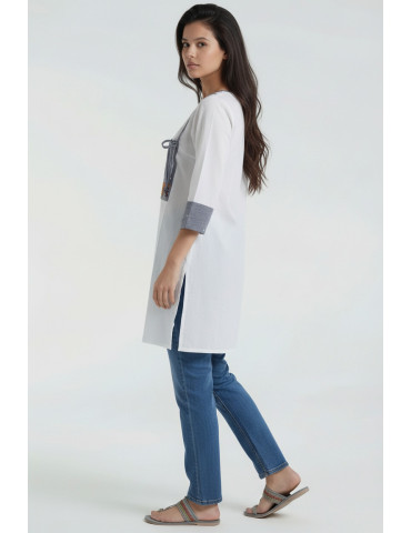 Women Off-White Gray Cotton Mescerised Ikat Short Kurta