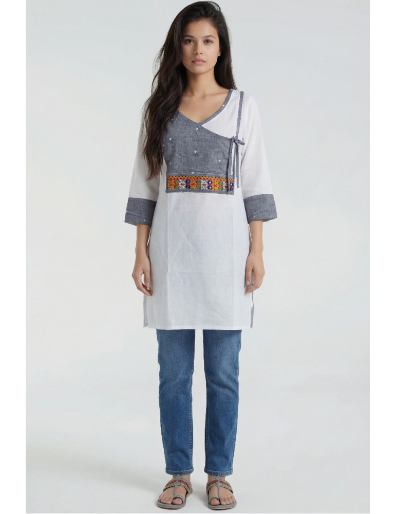 Women Off-White Gray Cotton Mescerised Ikat Short Kurta