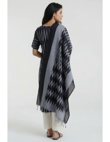 Women Black Gray Cotton Ikat kurta with dupatta