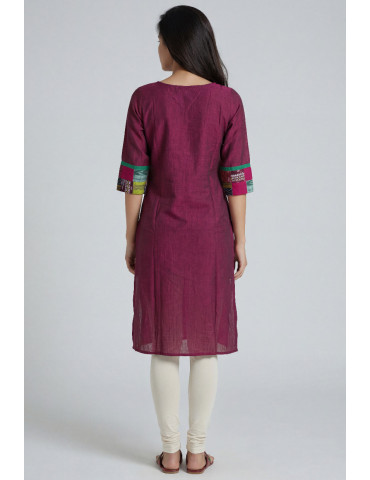 Women Magenta Multicolor Cotton Solid with patchwork Kurta