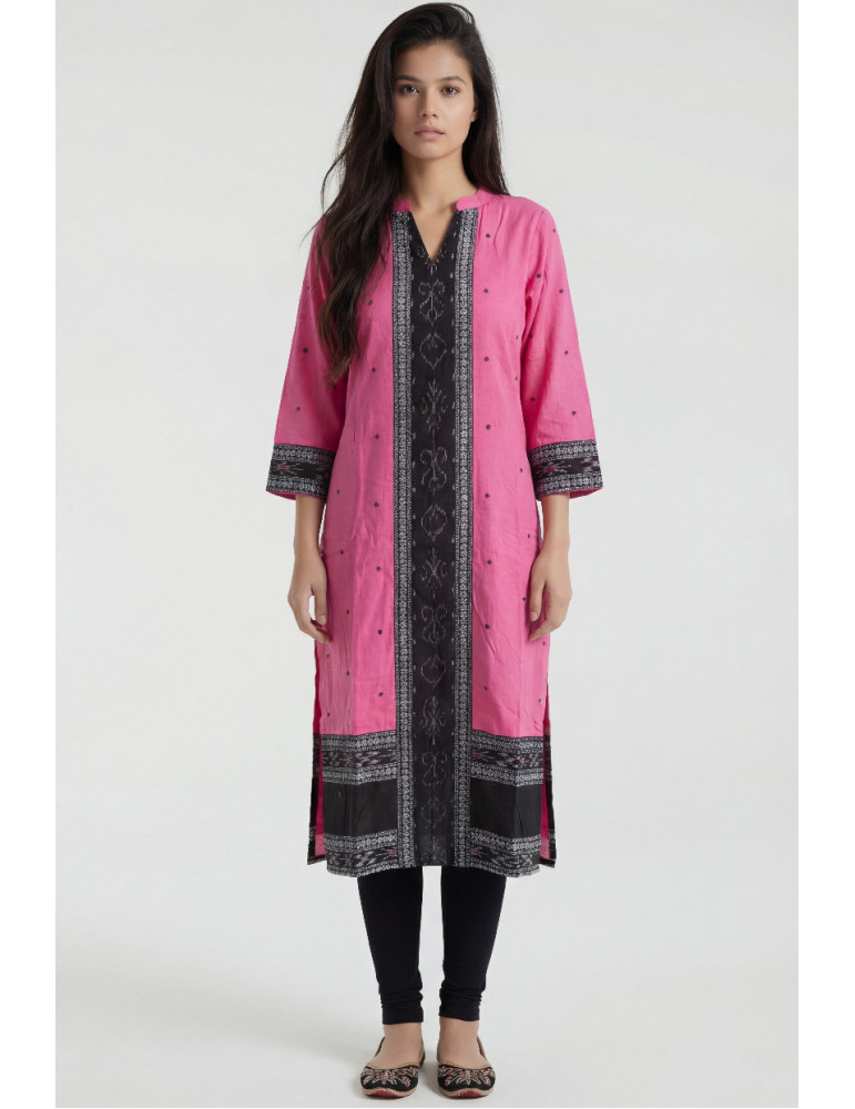 Women Pink Black Cotton Ikat Long Kurta