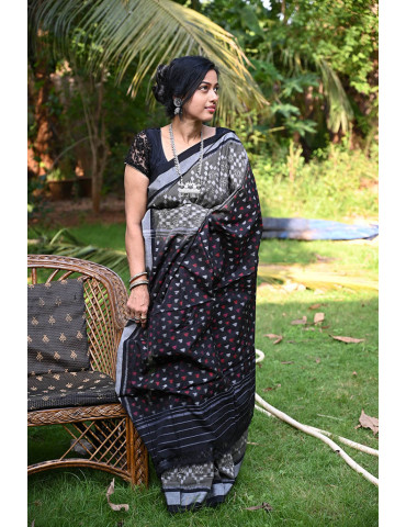 Seaweed with Black Border Cotton Handloom Sambalpuri Saree