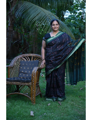 Black with Bottle Green Border Cotton Handloom Sambalpuri Saree