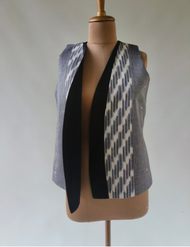 Yamini Ikat Grey Black Designer Handloom Waistcoat/Jacket