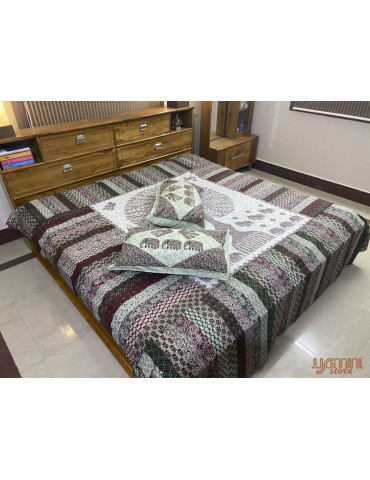 Multicolor Premium  Printed CottonAnimal and Treel Pattern Bedsheet with 2 Pillow covers