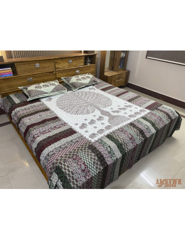 Multicolor Premium  Printed CottonAnimal and Treel Pattern Bedsheet with 2 Pillow covers
