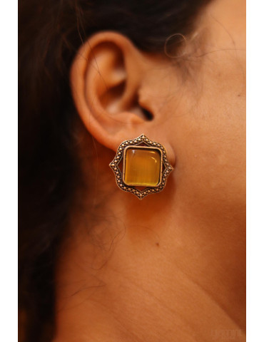 Silver Replica Black Yellow Monalisa Stone Necklace Set