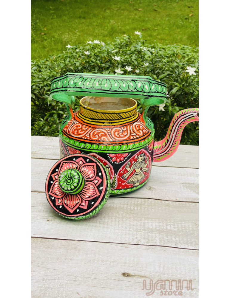 Painted Pattachitra Kettle with Patta Paste Design : Figurine