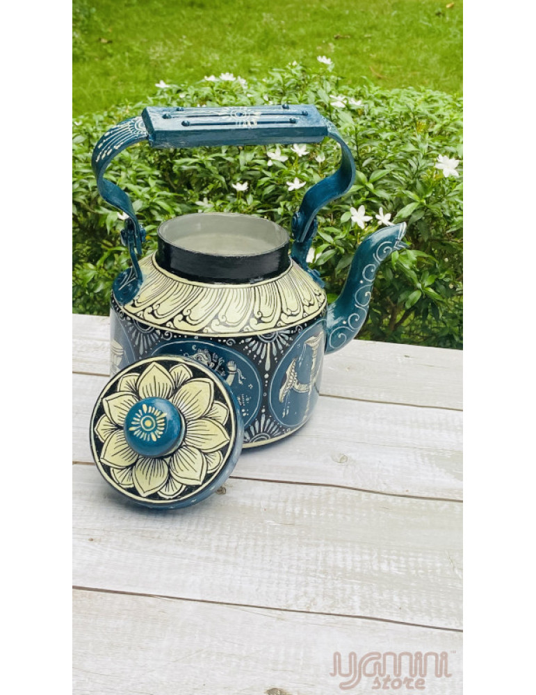 Painted Pattachitra Kettle Design : Figurine
