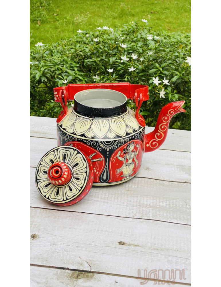 Painted Pattachitra Kettle Design : Figurine